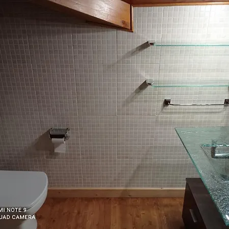 De Madera Valle De Orenetes Apartamento Incles